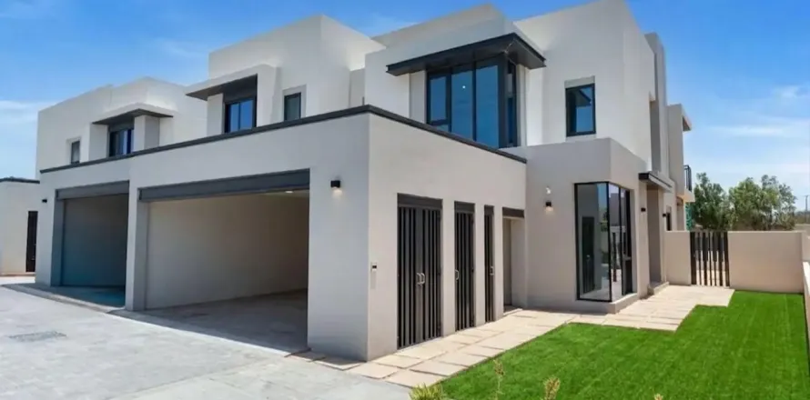 4 bedrooms Townhouse in Jebel Ali, UAE No. 186453