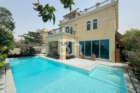 4 bedrooms Villa  No. 114171 2