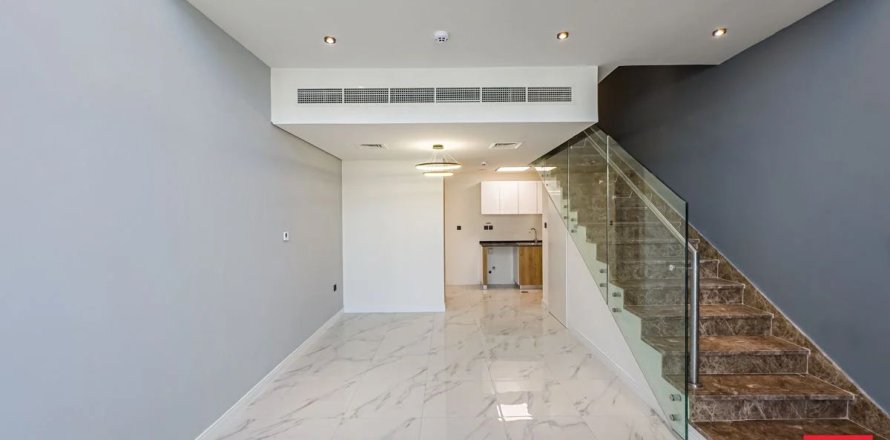 1 bedroom Townhouse in Dubai, UAE No. 105747