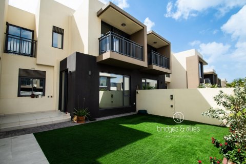 Villa de 3 dormitorios en Dubai Hills Estate, UAE No. 142103 5