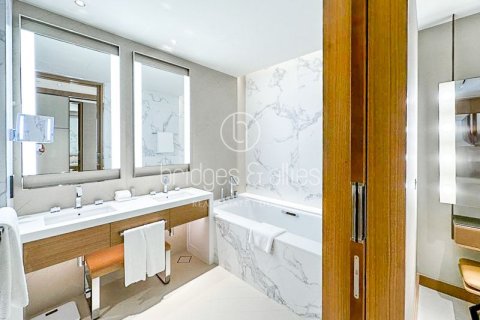 Apartment de 3 dormitorios en Downtown Dubai (Downtown Burj Dubai), UAE No. 142108 14