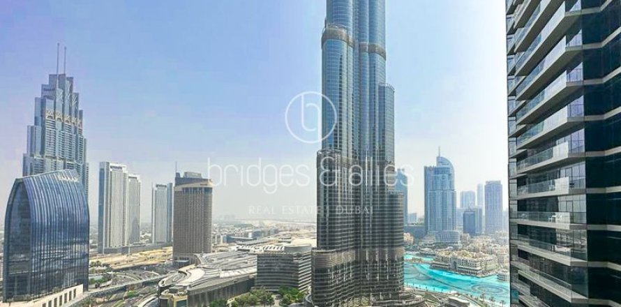 Apartment de 3 dormitorios en Downtown Dubai (Downtown Burj Dubai), UAE No. 142108