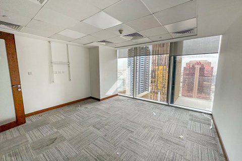145m² Office in Sheikh Zayed Road, UAE No. 147413 3