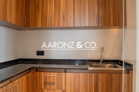 111m² Office in Business Bay, UAE No. 144924 16