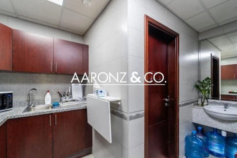 155m² Office in Business Bay, UAE No. 144926 11