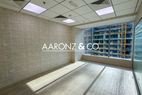 70مربع، مكتب في Bayswater, الإمارات العربية المتحدة رقم 144925 4