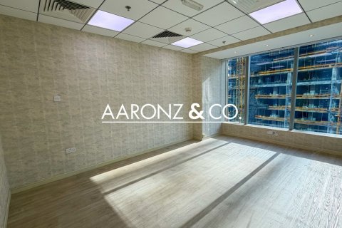 70مربع، مكتب في Bayswater, الإمارات العربية المتحدة رقم 144925 10