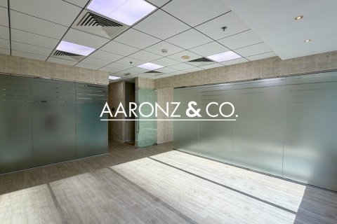 70مربع، مكتب في Bayswater, الإمارات العربية المتحدة رقم 144925 3