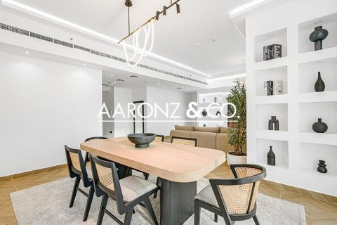 Apartment de 3 dormitorios en Dorra Bay, UAE No. 144922 8