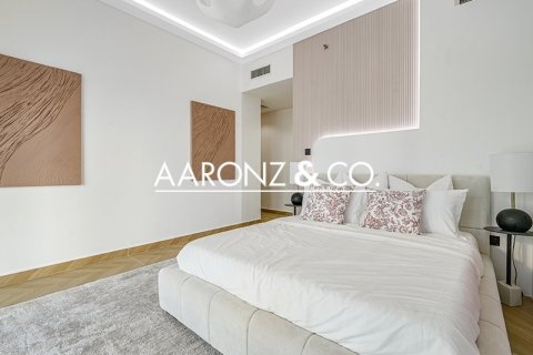 Apartment de 3 dormitorios en Dorra Bay, UAE No. 144922 16