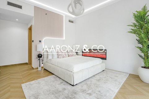 Apartment de 3 dormitorios en Dorra Bay, UAE No. 144922 14