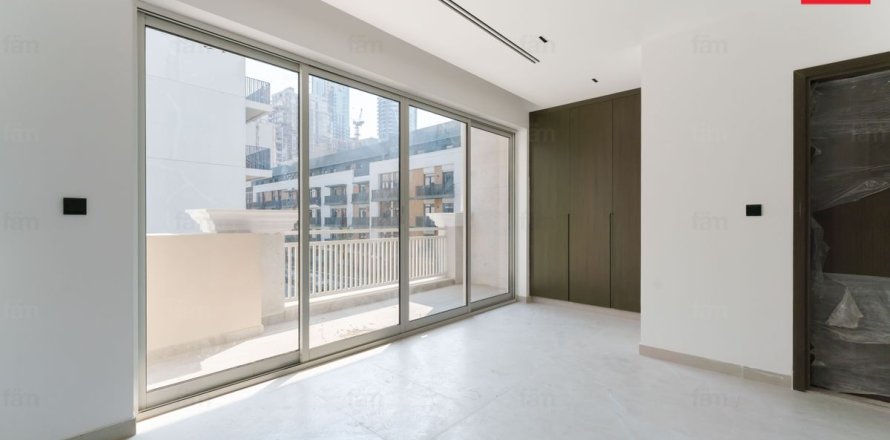 Вилла с 4 спальнями  №131135