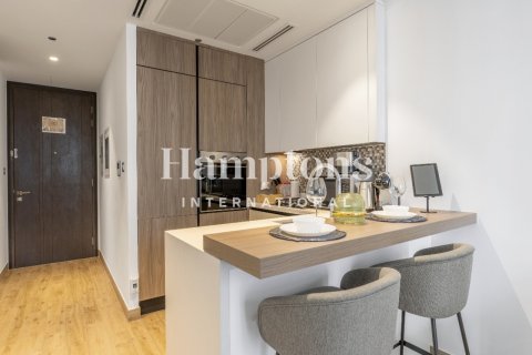 Studio Apartment No. 127070 10