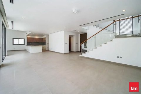 Villa de 5 dormitorios  No. 112051 4