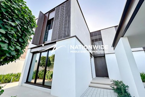 Villa de 5 dormitorios en Abu Dhabi, UAE No. 81885 2