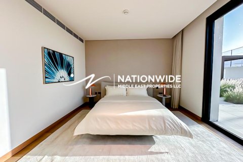 Villa de 5 dormitorios en Abu Dhabi, UAE No. 81885 7