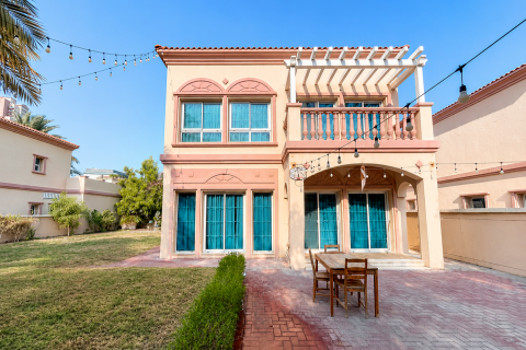 2 bedrooms Villa in Jumeirah Village Triangle, UAE No. 199680