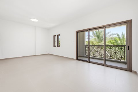 3 bedrooms Apartment in The Gardens, UAE No. 199683