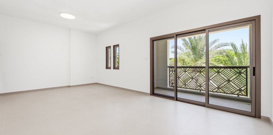 3 bedrooms Apartment in The Gardens, UAE No. 199683