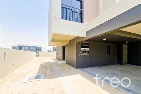 Villa de 4 chambres à Dubai South (Dubai World Central), UAE No. 199119 5