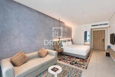 Studio Apartment in Seven Palm, UAE No. 204346 3
