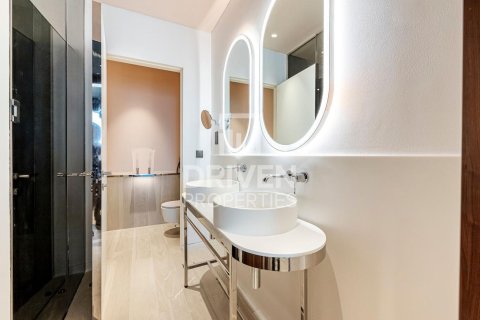 1 bedroom Apartment in Business Bay, UAE No. 204344 16