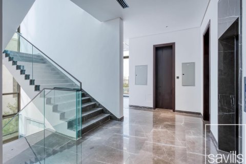 Вилла с 5 спальнями в Nad Al Sheba 1, ОАЭ №136652 9