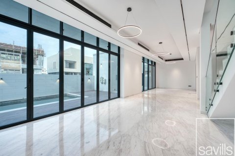 Вилла с 5 спальнями в Nad Al Sheba 1, ОАЭ №136652 5