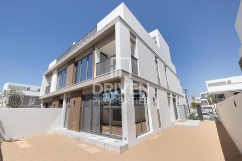 Villa de 4 chambres à Aura, UAE No. 84502 2