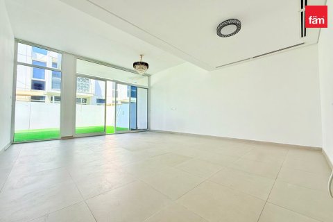 3 bedrooms Townhouse in Dubai, UAE No. 170052 4