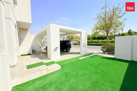3 bedrooms Townhouse in Dubai, UAE No. 170052 16
