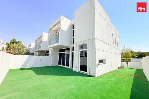 3 bedrooms Townhouse in Dubai, UAE No. 170052