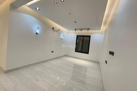 Apartment de 3 dormitorios en Riyadh, Saudi Arabia No. 99591 8