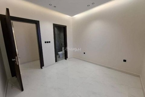 Apartment de 3 dormitorios en Riyadh, Saudi Arabia No. 99590 8