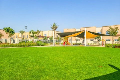 Таунхаус с 4 спальнями в Дубай, ОАЭ №137356 13