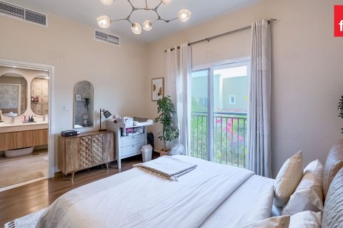 2 bedrooms Townhouse in Dubai, UAE No. 137362 7