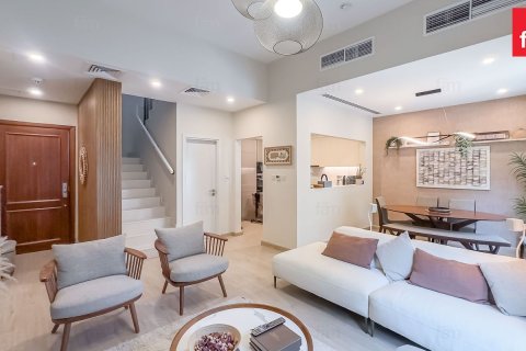 2 bedrooms Townhouse in Dubai, UAE No. 137362 6