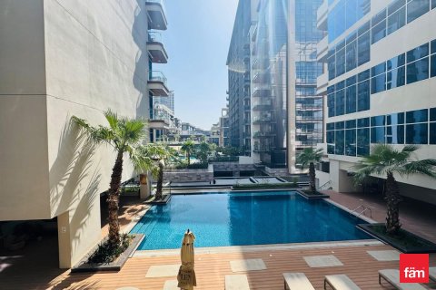 2 bedrooms Apartment in Dubai, UAE No. 163241 7