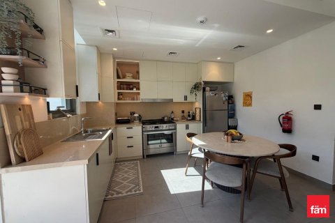 3 bedrooms Villa in Dubai, UAE No. 163242 6