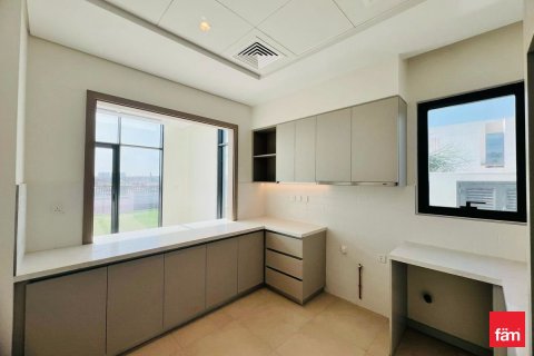 4 bedrooms Townhouse in Al Furjan, UAE No. 163247 3