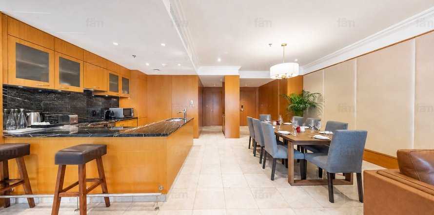 Appartement de 3 chambres à DIFC, UAE No. 160876