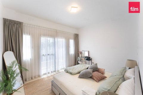 3 bedrooms Townhouse in Dubai, UAE No. 210743 5