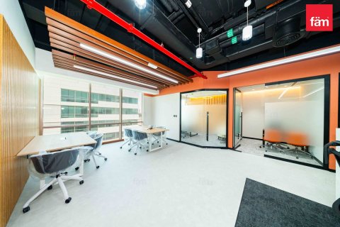 124.8m² Office in Sheikh Zayed Road, UAE No. 210742 12