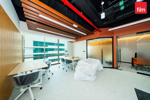 124.8m² Office in Sheikh Zayed Road, UAE No. 210742 13