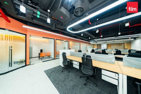 124.8m² Office in Sheikh Zayed Road, UAE No. 210742 7