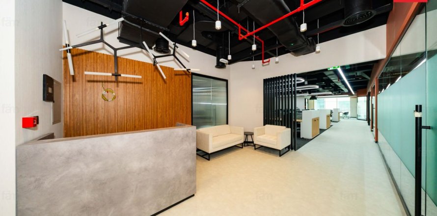 124.8m² Office in Sheikh Zayed Road, UAE No. 210742