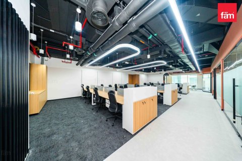124.8m² Office in Sheikh Zayed Road, UAE No. 210742 5
