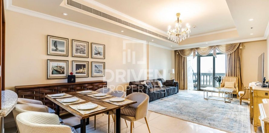 2 bedrooms Apartment in The Crescent, UAE No. 138027