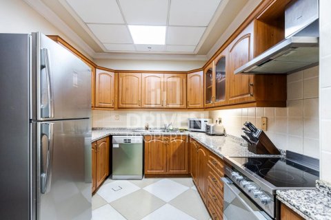 2 bedrooms Apartment in The Crescent, UAE No. 138027 13