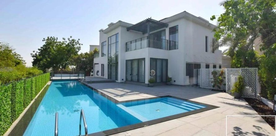 6 bedrooms Villa in Jumeirah Islands, UAE No. 194257